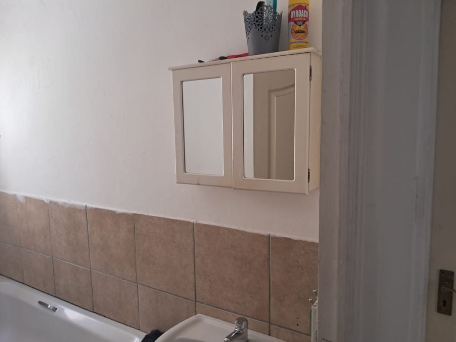 2 Bedroom Property for Sale in Bergsig North West